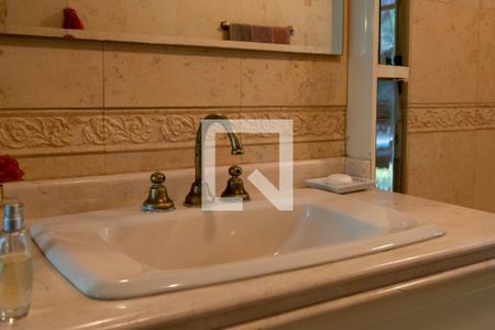 Casa à venda com 950m², 5 quartos e 5 vagas Casa à venda com 950m², 5 quartos e 5 vagasBanheiro Suíte 1 - Térreo