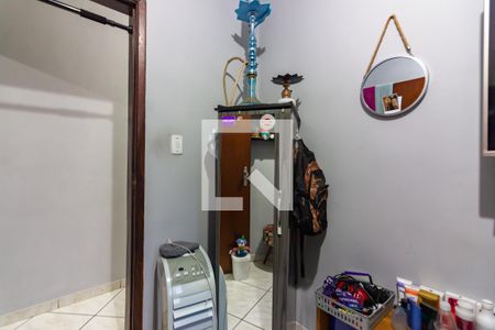 Casa à venda com 128m², 3 quartos e 4 vagas Casa à venda com 128m², 3 quartos e 4 vagasQuarto 2