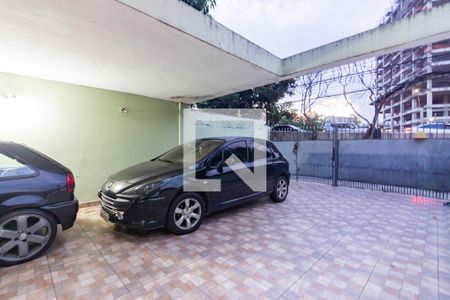 Casa à venda com 128m², 3 quartos e 4 vagas Casa à venda com 128m², 3 quartos e 4 vagasGaragem