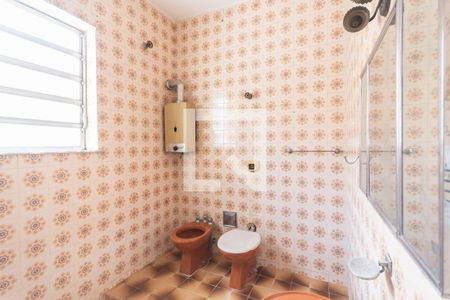 Casa à venda com 500m², 3 quartos e 6 vagasBanheiro