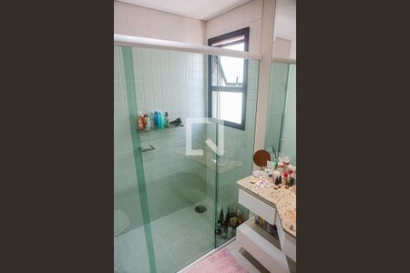 Apartamento à venda com 169m², 2 quartos e 3 vagas Apartamento à venda com 169m², 2 quartos e 3 vagasBanheiro da Suíte 2