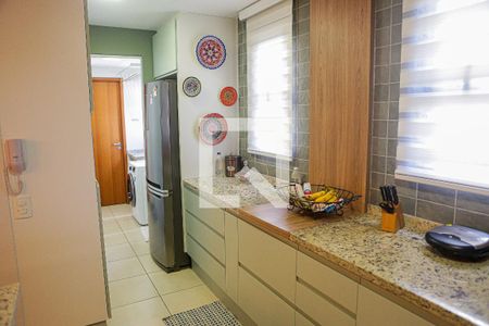 Apartamento à venda com 169m², 2 quartos e 3 vagas Apartamento à venda com 169m², 2 quartos e 3 vagasCozinha