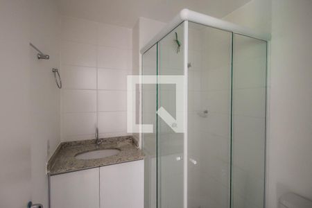 Banheiro de apartamento para alugar com 1 quarto, 28m² em Água Branca, São Paulo