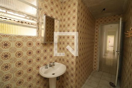 Casa à venda com 100m², 2 quartos e 1 vagaBanheiro