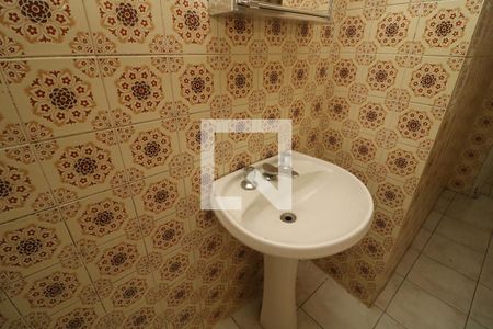 Casa à venda com 100m², 2 quartos e 1 vagaBanheiro