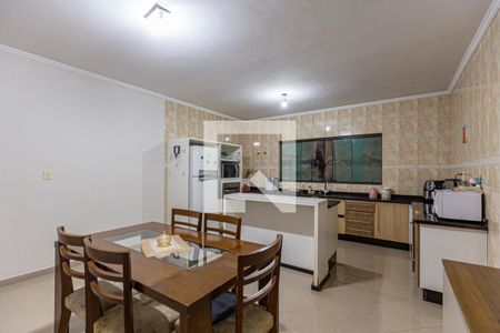 Casa à venda com 224m², 3 quartos e 4 vagasCozinha