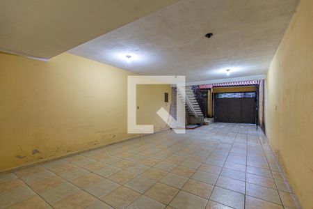 Casa à venda com 224m², 3 quartos e 4 vagasGaragem