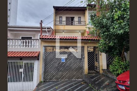 Casa à venda com 224m², 3 quartos e 4 vagasFachada