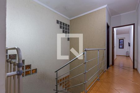 Casa à venda com 224m², 3 quartos e 4 vagasEscada Dormitórios