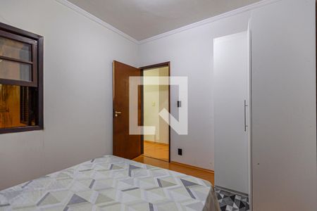 Casa à venda com 224m², 3 quartos e 4 vagasQuarto 2