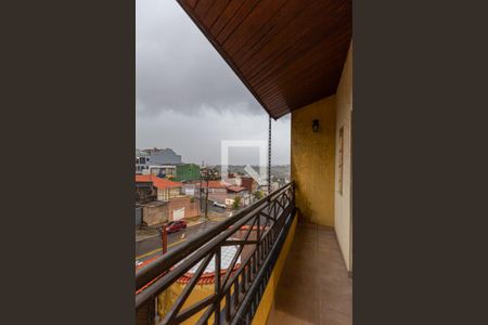 Casa à venda com 224m², 3 quartos e 4 vagasVaranda da Suite