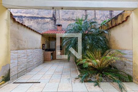 Casa à venda com 224m², 3 quartos e 4 vagasQuintal Fundos