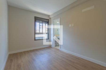 Apartamento à venda com 140m², 3 quartos e 2 vagasSuíte