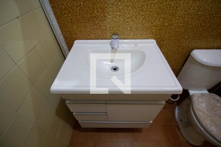 Casa à venda com 130m², 2 quartos e 1 vaga Casa à venda com 130m², 2 quartos e 1 vagaBanheiro