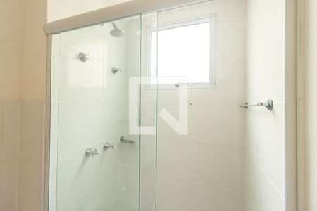 Apartamento para alugar com 50m², 2 quartos e 1 vaga Apartamento para alugar com 50m², 2 quartos e 1 vagaDetalhe do Banheiro