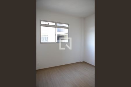 Quarto 1 de apartamento à venda com 2 quartos, 48m² em São João Batista, Belo Horizonte