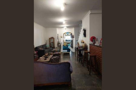 Casa à venda com 298m², 3 quartos e 3 vagas