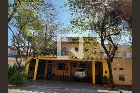 Casa à venda com 298m², 3 quartos e 3 vagas