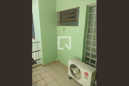 Casa à venda com 192m², 3 quartos e 5 vagas