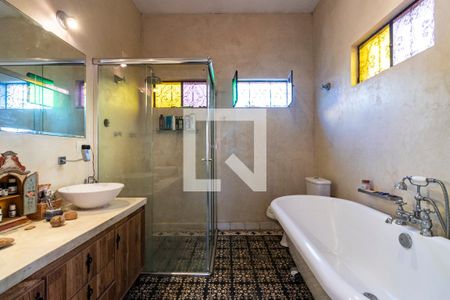 Casa para alugar com 200m², 3 quartos e 1 vaga3o. Andar - Banheiro da Suíte