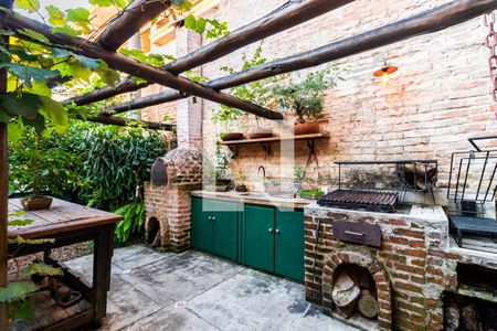 Casa para alugar com 200m², 3 quartos e 1 vagaSubsolo - Quintal com Churrasqueira e Forno de Pizza