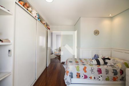 Casa à venda com 430m², 4 quartos e 8 vagas Casa à venda com 430m², 4 quartos e 8 vagasSuíte 3