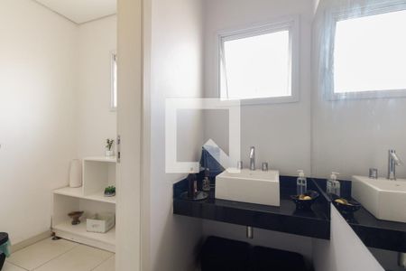 Casa à venda com 430m², 4 quartos e 8 vagas Casa à venda com 430m², 4 quartos e 8 vagasLavabo