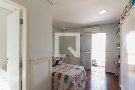 Casa à venda com 430m², 4 quartos e 8 vagas Casa à venda com 430m², 4 quartos e 8 vagasSuíte 3