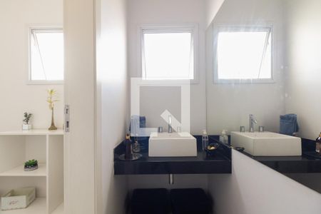 Casa à venda com 430m², 4 quartos e 8 vagas Casa à venda com 430m², 4 quartos e 8 vagasLavabo