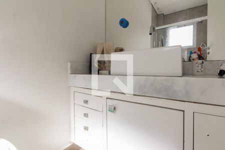 Casa à venda com 430m², 4 quartos e 8 vagas Casa à venda com 430m², 4 quartos e 8 vagasBanheiro Suíte 3