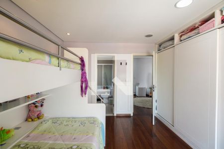 Casa à venda com 430m², 4 quartos e 8 vagas Casa à venda com 430m², 4 quartos e 8 vagasSuíte 2