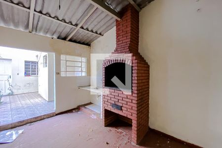 Casa à venda com 176m², 3 quartos e 1 vagaChurrasqueira