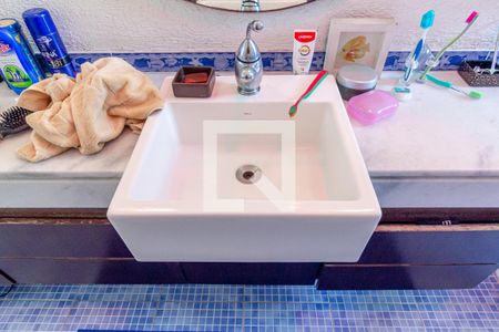 Apartamento à venda com 300m², 3 quartos e 1 vagaBanheiro 2- Suíte