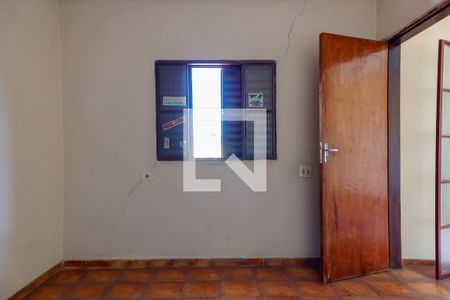 Casa à venda com 150m², 4 quartos e 6 vagas Casa à venda com 150m², 4 quartos e 6 vagasQuarto 3
