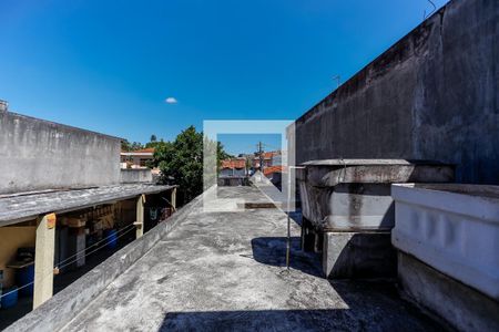 Casa à venda com 150m², 4 quartos e 6 vagas Casa à venda com 150m², 4 quartos e 6 vagasSacada