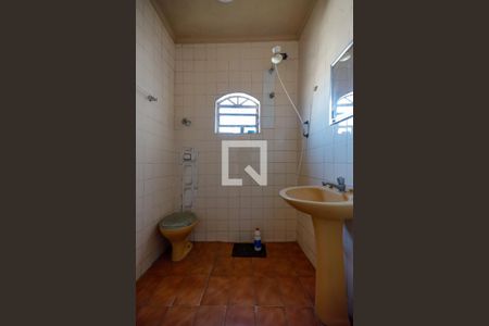 Casa à venda com 150m², 4 quartos e 6 vagas Casa à venda com 150m², 4 quartos e 6 vagasBanheiro da Suíte