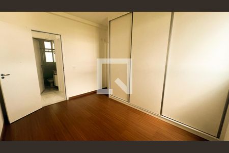 Quarto 2 de apartamento para alugar com 2 quartos, 60m² em Cabral, Contagem