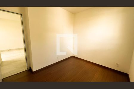 Quarto 1 de apartamento para alugar com 2 quartos, 60m² em Cabral, Contagem