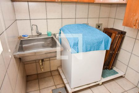 Casa à venda com 400m², 7 quartos e 5 vagas Casa à venda com 400m², 7 quartos e 5 vagasÁrea de Serviço