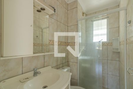 Banheiro de apartamento para alugar com 1 quarto, 45m² em Jardim Itu Sabará, Porto Alegre