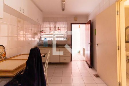 Casa à venda com 104m², 3 quartos e 2 vagas Casa à venda com 104m², 3 quartos e 2 vagasCozinha