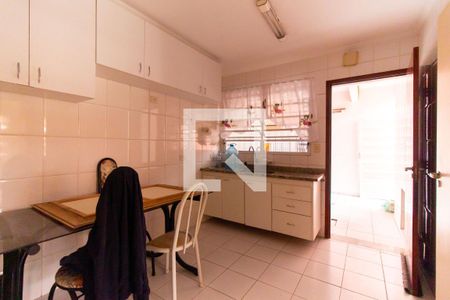 Casa à venda com 104m², 3 quartos e 2 vagas Casa à venda com 104m², 3 quartos e 2 vagasCozinha