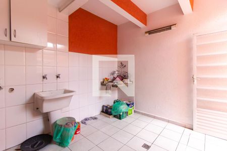 Casa à venda com 104m², 3 quartos e 2 vagas Casa à venda com 104m², 3 quartos e 2 vagasÁrea de Serviço
