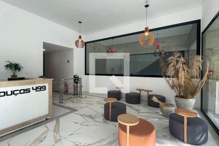 Studio à venda com 27m², 1 quarto e sem vaga Studio à venda com 27m², 1 quarto e sem vagaHall social
