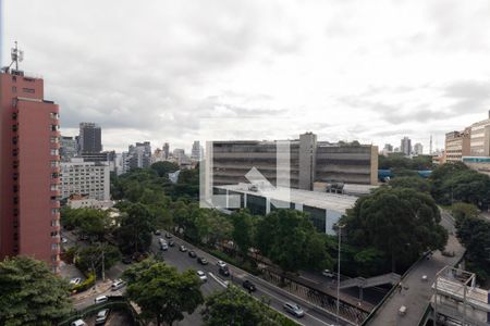 Studio à venda com 27m², 1 quarto e sem vaga Studio à venda com 27m², 1 quarto e sem vagaStudio