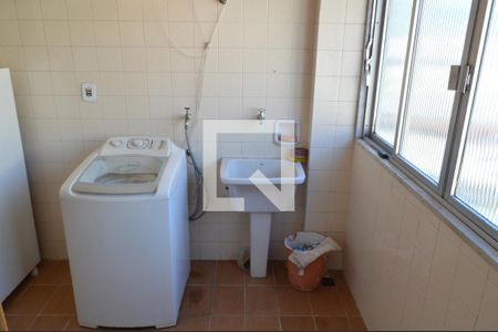 Apartamento à venda com 98m², 3 quartos e 1 vagaÁrea de Serviço