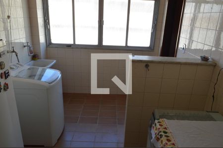 Apartamento à venda com 98m², 3 quartos e 1 vagaÁrea de Serviço