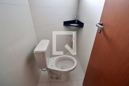 Casa à venda com 129m², 3 quartos e 2 vagasLavabo