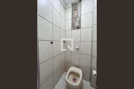 Apartamento à venda com 100m², 2 quartos e sem vagaBanheiro de Serviço