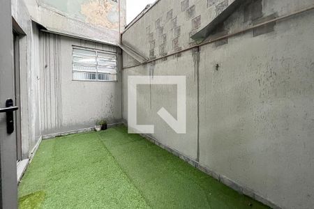 Apartamento à venda com 100m², 2 quartos e sem vagaQuintal